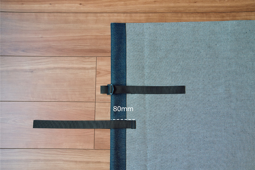 Gフック側のテープを縫い合わせる