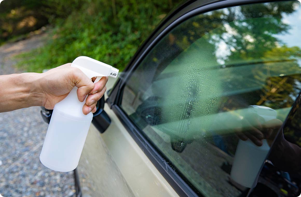 1.窓枠から型を取る