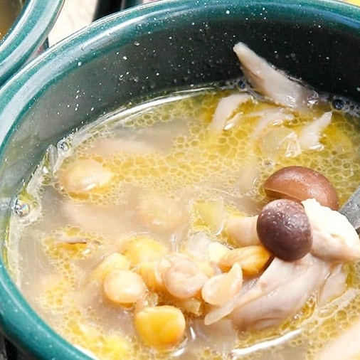 レンズ豆ときのこのスープ