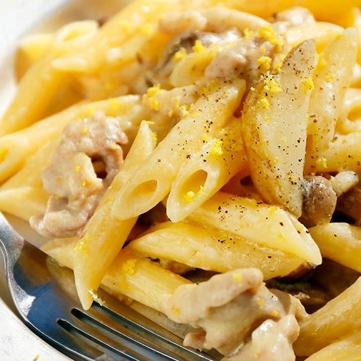チキンとジャガイモのレモンクリームペンネ