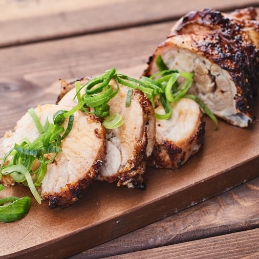 炭火焼で鶏チャーシュー