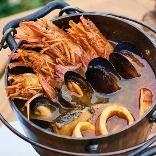 ダッチオーブンのブイヤベース