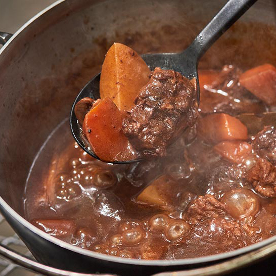 簡単無水ビーフシチュー