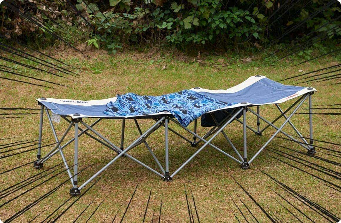 コットです！コットに寝っ転がって星を見ます