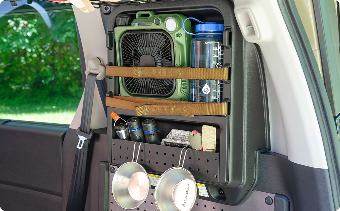 トランクサイドボックス