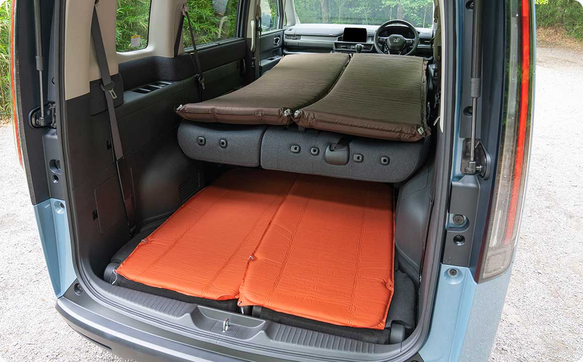 ファミリーでの車中泊も可能！