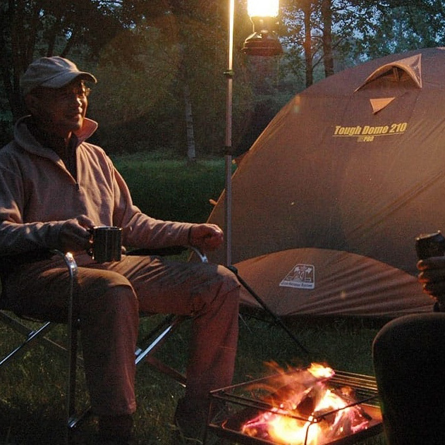 アウトドアで便利な燃料はどっち？
