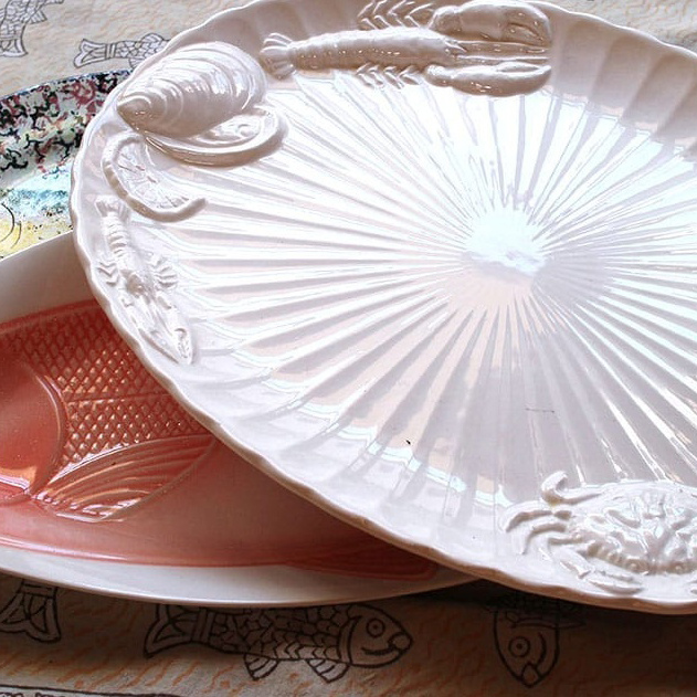 ムードも一変！キャンプの食器術