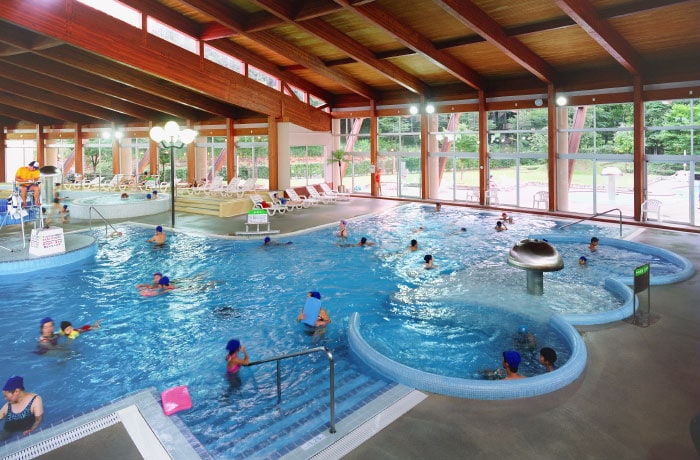 室内温水プール「アグリスパ」（夏季屋外プールあり！）わんこは入れません。