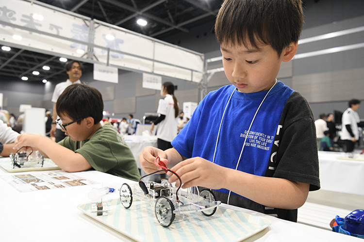 画像：水素で未来のエネルギーを体験！