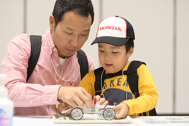 画像：水素で未来のエネルギーを体験！