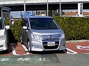 ���Ƃ�āA��l�Ńj���}����