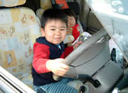 �ǂ��ɍs���̂��y���݂Ȏq������