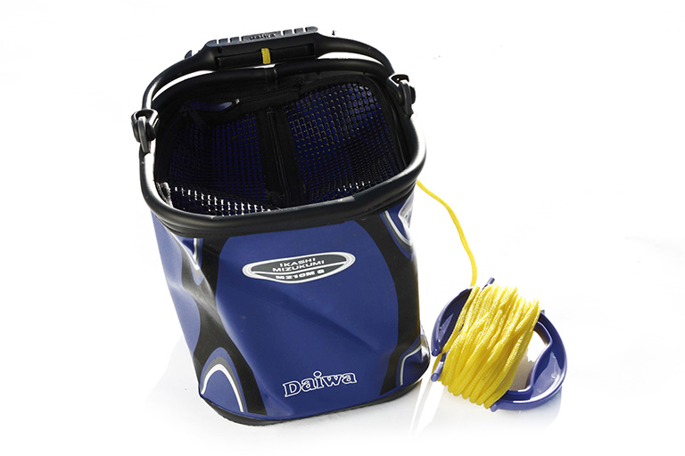 水汲みバッカン