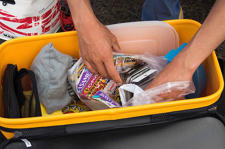 タックルバッグの中