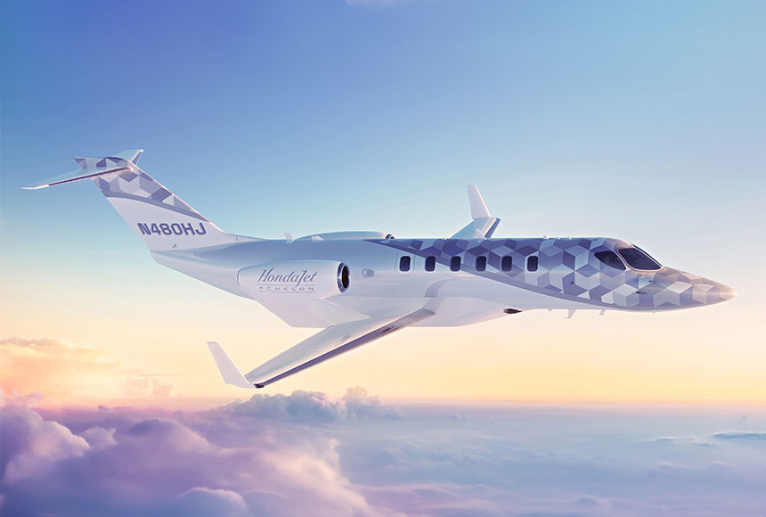 新型小型ビジネスジェット機「HondaJet Echelon」、型式認定用テスト機の主翼組み立てが完了～初飛行に向けた最終組み立てに前進～