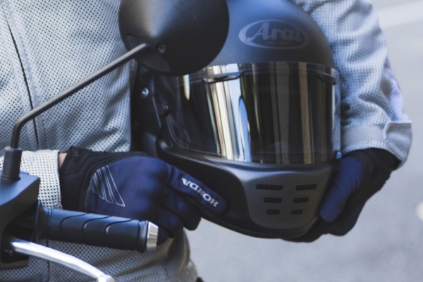 ヘルメットの画像