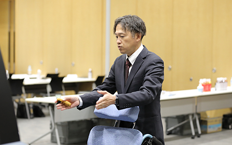 私にお任せください！