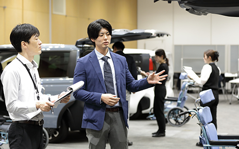 私にお任せください！