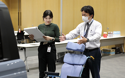 私にお任せください！