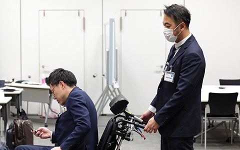 私にお任せください！