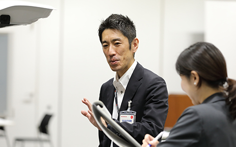 私にお任せください！