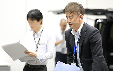 私にお任せください！