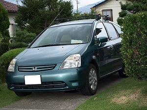 �X�g���[��