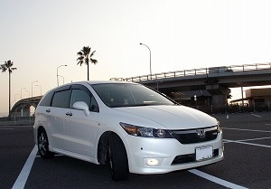 �X�g���[��