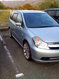 �X�g���[��