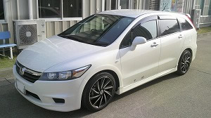 �X�g���[��