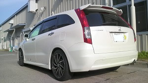 �X�g���[��