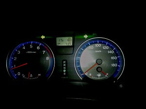 �X�g���[��