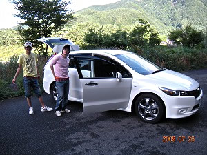 �X�g���[��