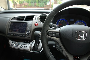 �X�g���[��