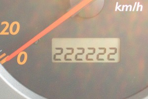 �X�g���[��