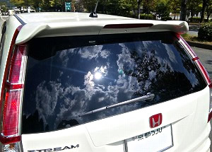 �X�g���[��