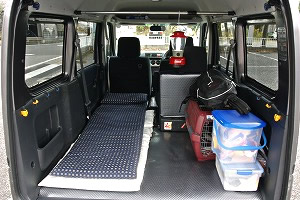 �o���X �z�r�I