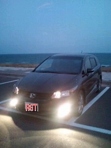 �X�g���[��