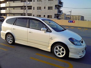 �X�g���[��