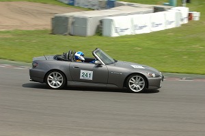 S2000