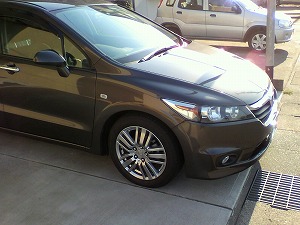 �X�g���[��