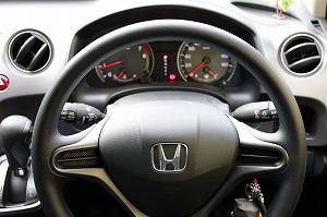 �X�g���[��