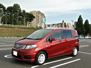 フリード スパイク