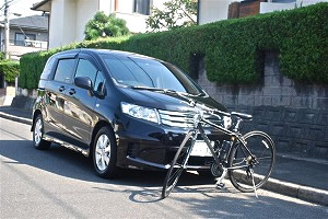 フリード スパイク