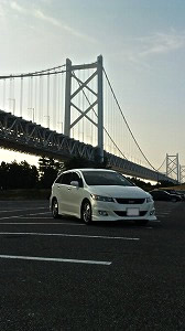 �X�g���[��