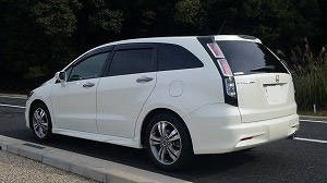 �X�g���[��