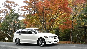 �X�g���[��