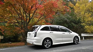 �X�g���[��