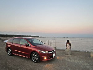 �X�g���[��